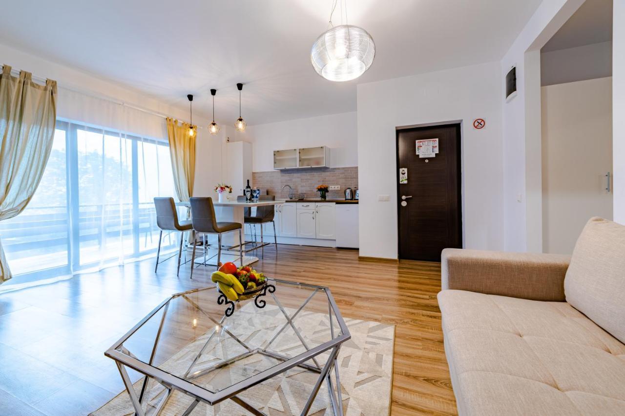 Yael Luxury Apartments 2 Buşteni Eksteriør bilde