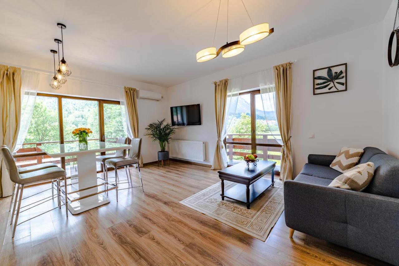 Yael Luxury Apartments 2 Buşteni Eksteriør bilde